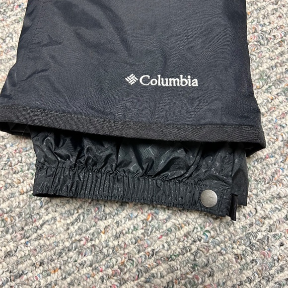 Columbia Women's Snow Pants - Picture 3 of 14